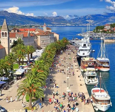 Apartments Mirjana Trogir Exteriér fotografie